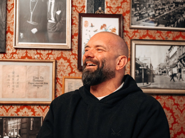 Tourguide_Jan_Schuett_www.kult-kieztouren.de_Claudia-Tejeda_1